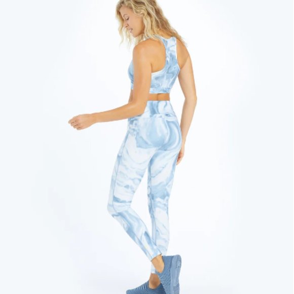 Summersalt Athletic Set - Midi Sports Bra and Do-It-All High Rise 7/8 Leggings - Picture 3 of 8